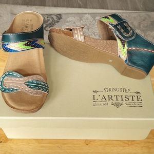 L'ARTISTE BY SPRING STEP Gently used RINJANI TEAL Sandals Size 35 (US 5)